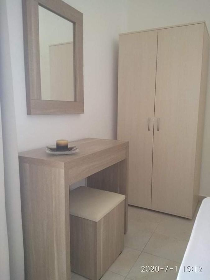 Kelly Apartments イプソス エクステリア 写真