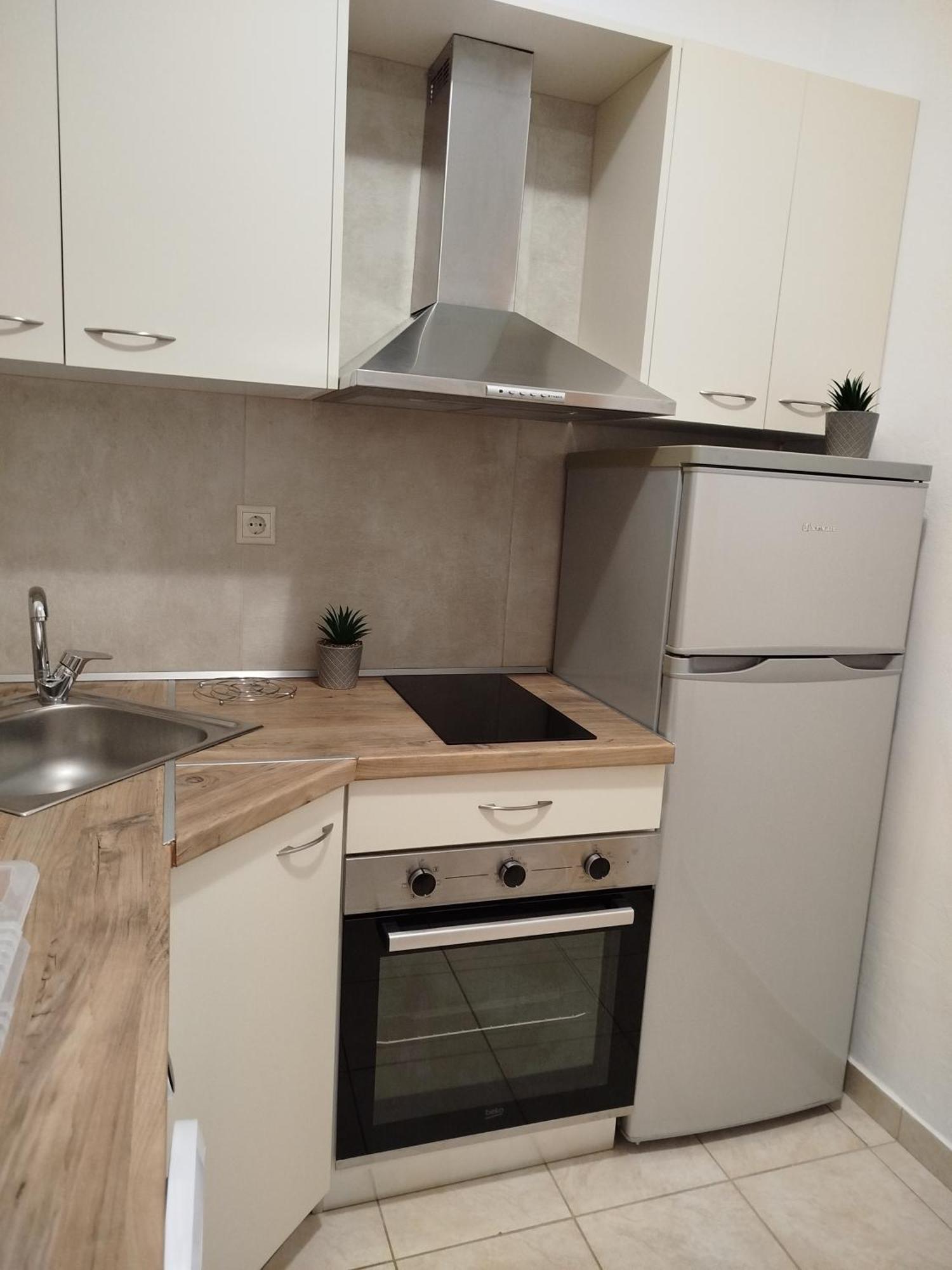 Kelly Apartments イプソス エクステリア 写真
